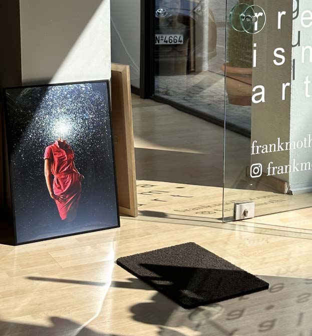 Innrammet kunstverk av Frank Moth